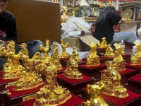 Dịch vụ chế tác quà tặng mạ vàng theo yêu cầu tại Đồ Đồng Sài Gòn