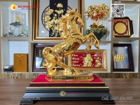 Tượng Ngựa Làm Quà Tặng Tết Ý Nghĩa – Biểu Tượng Thành Công, May Mắn Và Thăng Tiến