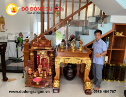 Bàn thờ quan công dát vàng 9999 ở Sài Gòn