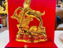 Mẫu Tượng Dê Để Bàn Ý Nghĩa – Tượng Dê Đồng Mạ Vàng 24K Cao 27cm