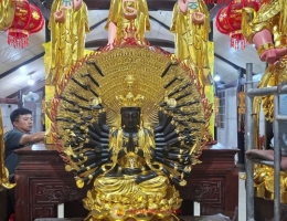 Tượng Phật Thiên Thủ Thiên Nhãn Dát Vàng
