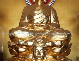 Phật Thích Ca Mâu Ni bằng đồng đỏ dát vàng 9999