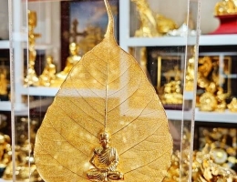 Lá bồ đề dát vàng 999 - biểu tượng cho sự giác ngộ trong Phật giáo